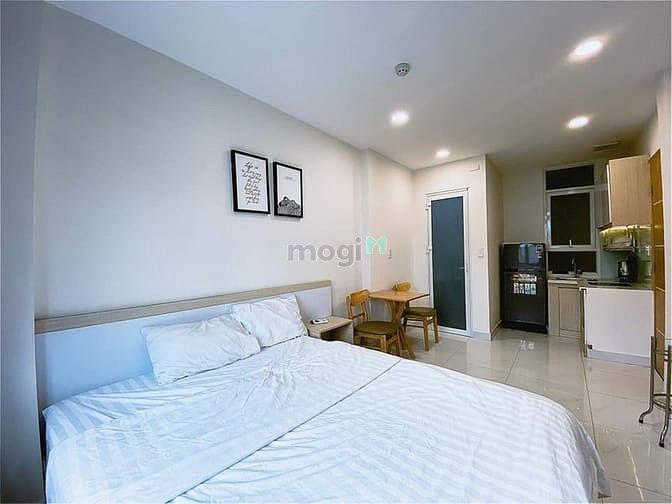 Hình ảnh CHDV FULL Nội Thất, rộng 35m2, mới 100%, nhận Giữ phòng qua dịch covid