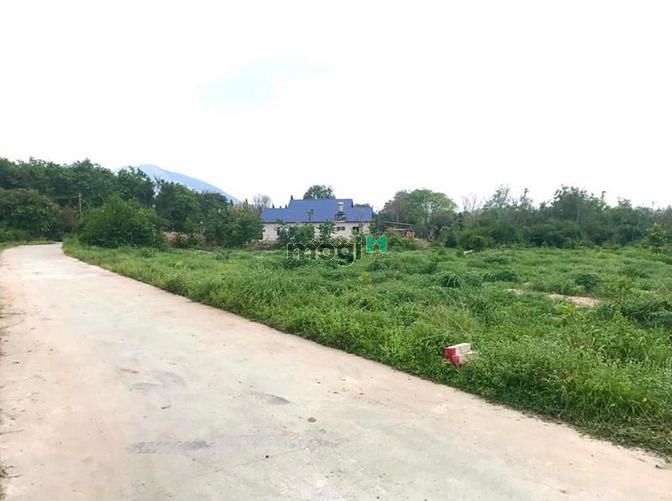 Hình ảnh Bán đất 1,7 tỷ 200m2, 60m2 thổ cư tại K.phố Suối Nhum phường Hắc Dịch