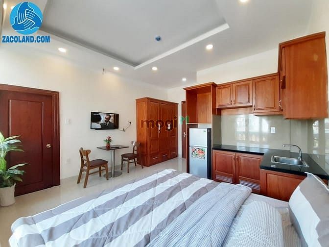 Hình ảnh LÝ THƯỜNG KIỆT, Căn Hộ Studio Ban Công Thoáng, Đối Diện NTĐ Phú Thọ
