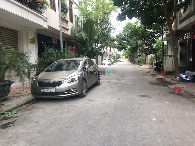 Hình ảnh Bán đất khu A38 quân đội Tư Đình, Diện tích 106m ngõ 8m thông thoáng
