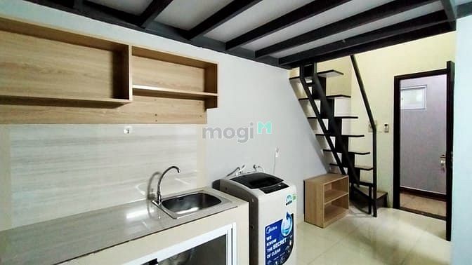 Hình ảnh Cho Thuê CHDV full Nội Thất, có ban công, gần Kcx Tân Thuận,...quận 7