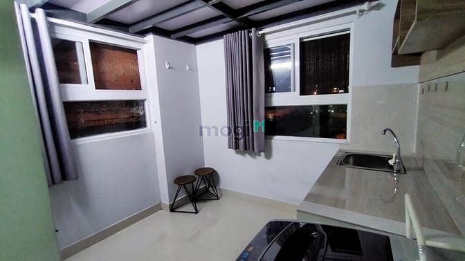 Hình ảnh Cho Thuê CHDV full Nội Thất, có ban công, gần Kcx Tân Thuận,...quận 7