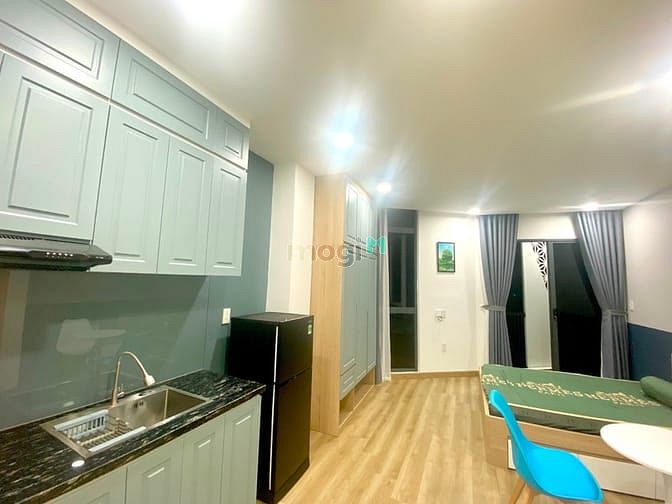 Hình ảnh Cho Thuê CHDVfull nội thất, ban công lớn, giáp ranh quận 8,5,... quận7
