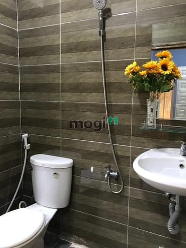 Hình ảnh ⭐⭐ 7' đi Lotte Mart Q7, phòng sạch sẽ, an ninh có thang máy⭐⭐