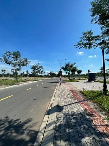 Hình ảnh Sở hữu đất nền sổ hồng chỉ với 399 triệu