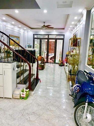 Hình ảnh Bán nhanh giá chuẩn nhà Nguyễn Văn Cừ chần chừ là mất cơ hội