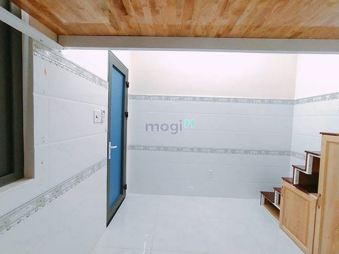 Hình ảnh 🏃🏃 (Còn 1 căn) mới xây sạch sẽ hiện đại ở Sát Aeon Tân Phú