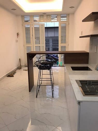 Hình ảnh Nhà nguyên căn gần phố ẩm thực Quận 4