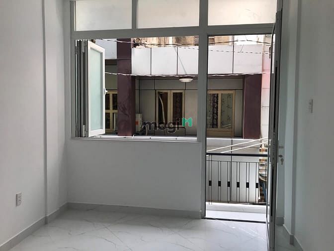Hình ảnh Nhà nguyên căn gần phố ẩm thực Quận 4