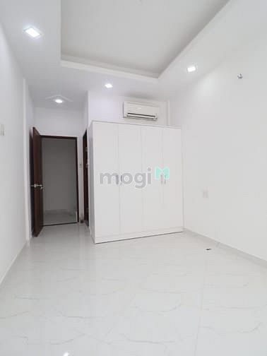 Hình ảnh Nhà nguyên căn gần phố ẩm thực Quận 4