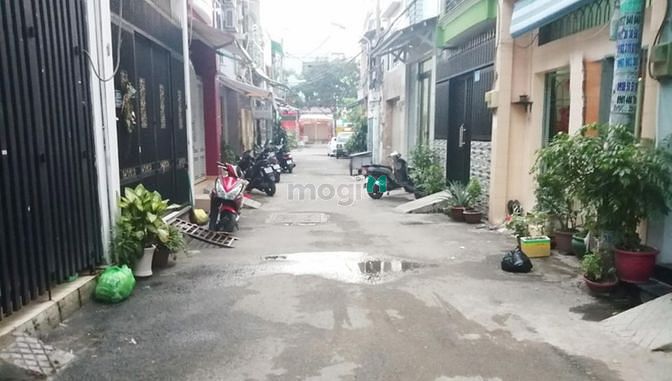 Hình ảnh Gấp ! Thanh lý nhà hẻm 4m đường 3 tháng 2 quận 10 - 8.2 tỷ.