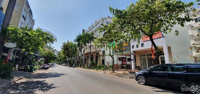 Hình ảnh Bán gấp lô đất nhà phố 6x18,5m xây được 7 sàn đường lớn Phú Mỹ Hưng