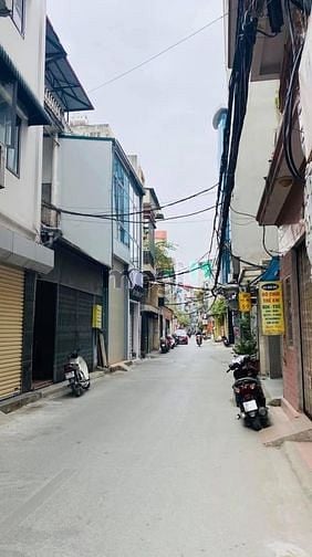 Hình ảnh Bán đất mặt phố đường Ái Mộ Long Biên 80m2  MT 5m, Vỉa hè, lô góc 7 tỷ