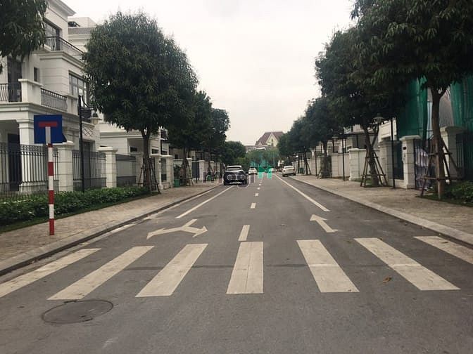 Hình ảnh Bán đất đấu giá khu đô thị mới Sài Đồng, 175m đường 12m sát chung cư