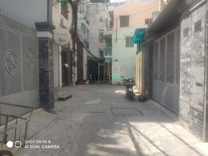 Hình ảnh Bán gấp nhà hẻm xe hơi đoạn 2 chiều