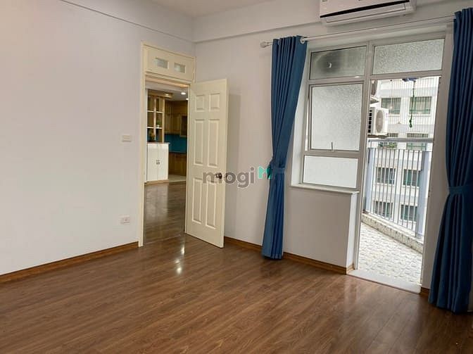 Hình ảnh Gia đình cần bán gấp căn góc cc Câu Giấy mới chỉ 2.4 tỷ