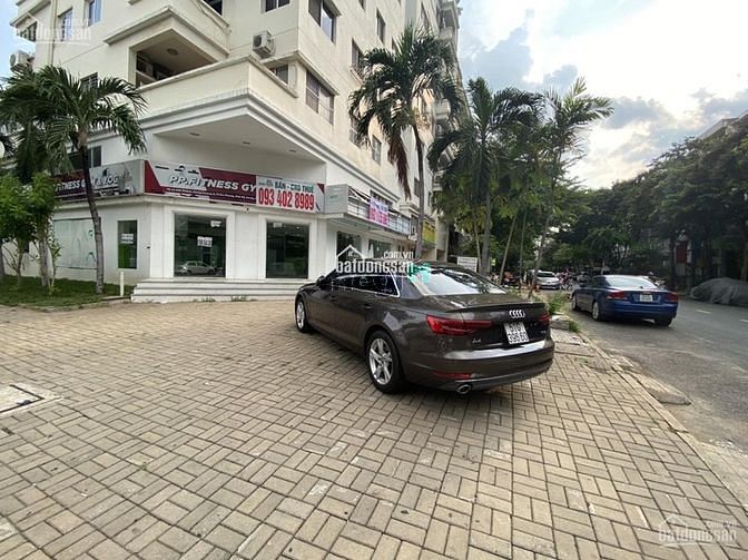 Hình ảnh Bán shop Phú Mỹ Hưng ngay đường Số 6