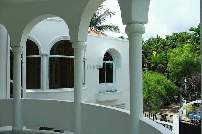 Hình ảnh Cần cho thuê biệt thự nằm trong khu biệt thự Phú Nhuận Compound
