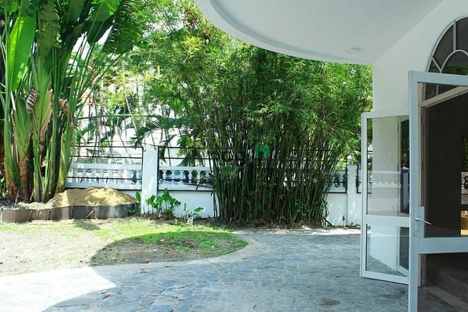 Hình ảnh Cần cho thuê biệt thự nằm trong khu biệt thự Phú Nhuận Compound