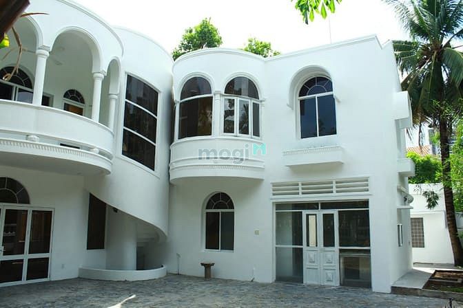 Hình ảnh Cần cho thuê biệt thự nằm trong khu biệt thự Phú Nhuận Compound