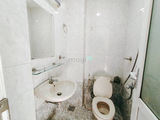 Hình ảnh Căn Hộ Studio Giá Cực Bèo, PHẠM VĂN CHIÊU Gần CV Làng Hoa