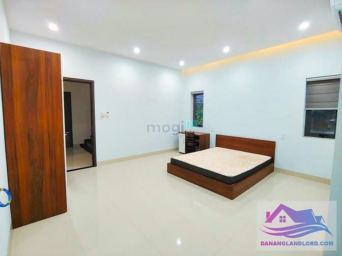 Hình ảnh Nhà 3 tầng 2PN gần biển Mỹ Khê - B553