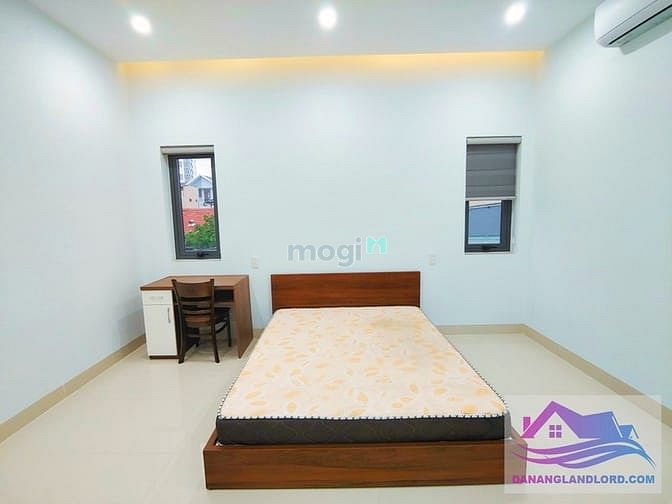 Hình ảnh Nhà 3 tầng 2PN gần biển Mỹ Khê - B553