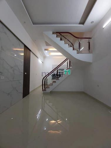 Hình ảnh Bán nhà đường Láng, 38m2, 5 tầng, 4 ngủ, 3.85 tỷ