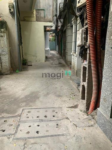 Hình ảnh Bán nhà Tôn Đức Thắng, 42m2, 4 tầng, 4 ngủ, 4 tỷ
