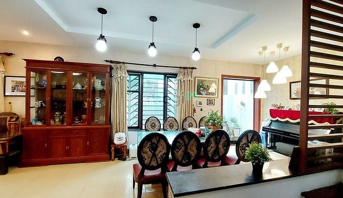 Hình ảnh Ô TÔ KINH DOANH - 40tr/tháng - Chùa Láng -10 tỷ 8