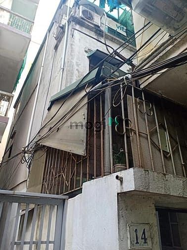 Hình ảnh Bán nhà Đê La Thành, 38m2, 3 tầng, 3.1 tỷ