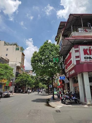 Hình ảnh Hiếm! Mảnh Đất Phố Ngọc Lâm Còn Sót Lại 50m2, MT 5,6M – Ô Tô Đỗ Cổng.