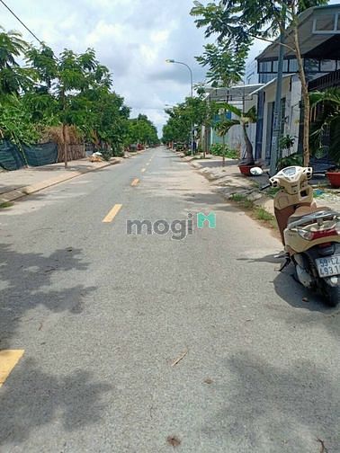 Hình ảnh Bán lô đất nền siêu rẻ KDC Sài Gòn - Long Hậu