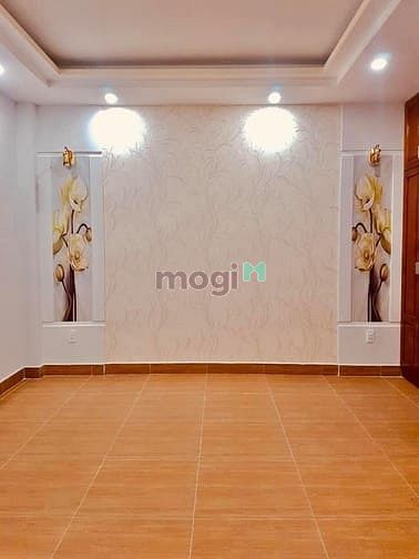 Hình ảnh nhà độc lạ siêu hiếm khu vực quận 1