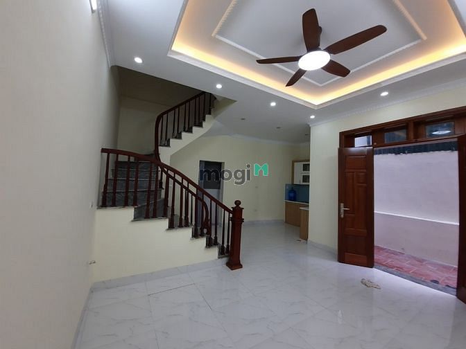Hình ảnh Nhà 40 m2 Ngọc Thụy Long Biên 5 tầng