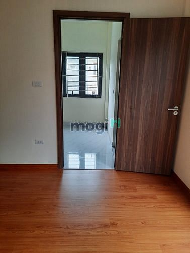 Hình ảnh Nhà 40 m2 Ngọc Thụy Long Biên 5 tầng