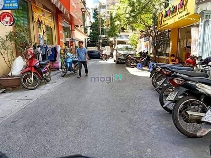 Hình ảnh Bán nhà Đào Tấn, 45m2, 3 tầng, ngõ 3m, 8.5 tỷ