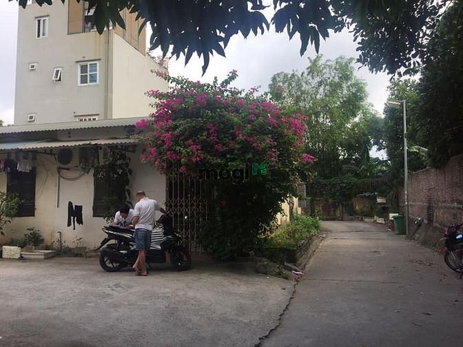 Hình ảnh Bán đất Nguyễn Khoái, 50m2, mt 4,7m, ô tô vào, 2.5 tỷ