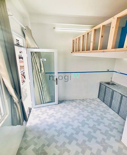 Hình ảnh Phòng trọ Quận Tân Bình 25m² ban công, gác giá rẻ