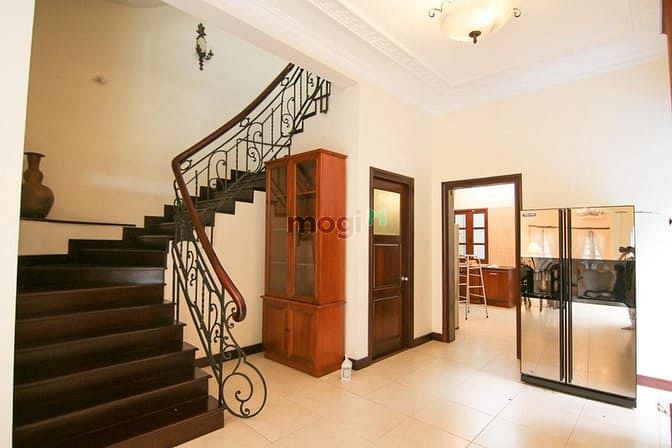 Hình ảnh Biệt Thự Khu Trần Não 400m2 Có Hồ Bơi Sân Vườn