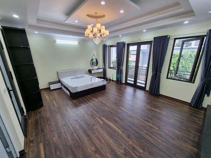 Hình ảnh Phân Lô - Ô Tô Tránh - Thang Máy - Kd - Hàng Xóm Vinhome Riversides.