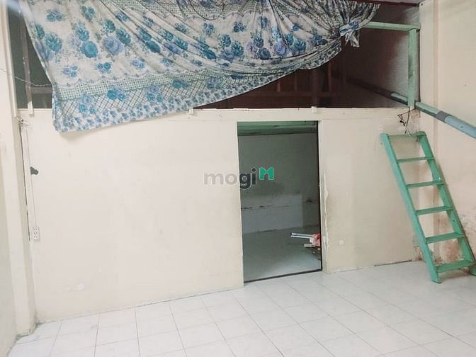Hình ảnh Bán ĐẤT QUẬN 4 Đoàn Văn Bơ, 35m2, CHỈ 71TR/m2, khu dân cư hiện hữu