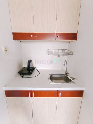 Hình ảnh Phòng cho thuê cao cấp - Mặt tiền Trần Minh Quyền Quận 10.