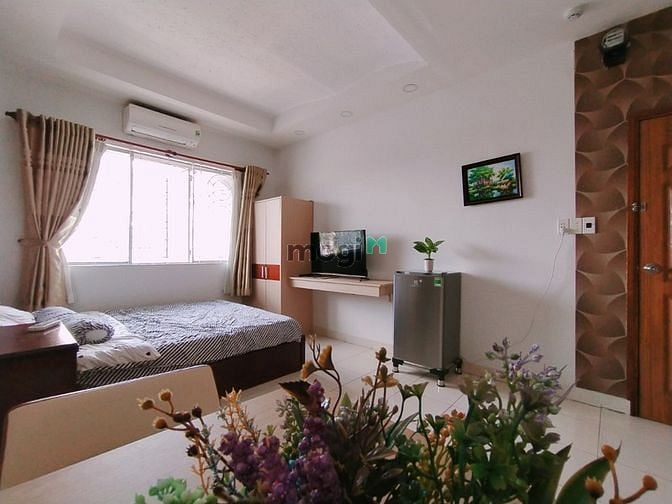 Hình ảnh Phòng cho thuê cao cấp - Mặt tiền Trần Minh Quyền Quận 10.