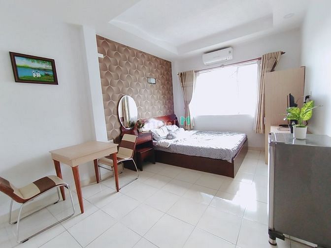 Hình ảnh Phòng cho thuê cao cấp - Mặt tiền Trần Minh Quyền Quận 10.