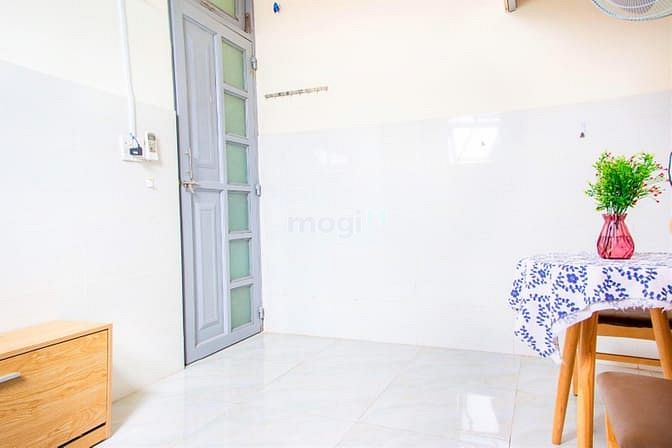 Hình ảnh Phòng có gác full nội thất siêu đẹp Quận Tân Bình