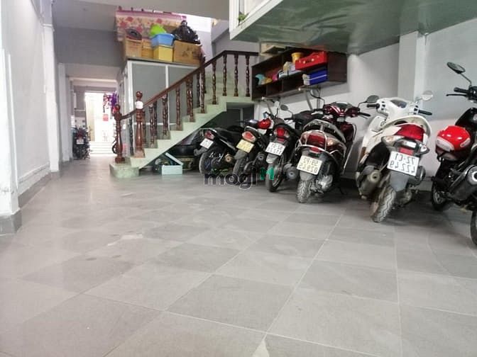 Hình ảnh KTX Q11 giá rẻ bình dân-có máy lạnh