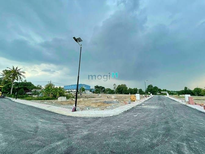 Hình ảnh Đất Bình Chánh 85m2 - Đường Hoàng Phan Thái - SHR