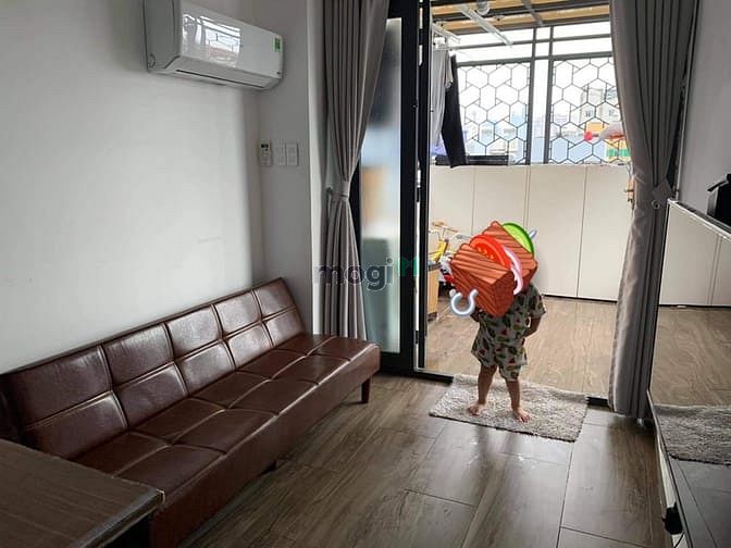 Hình ảnh Bán Nhanh Nhà Đẹp 3 Lầu Sát Q1 3.9 tỷ