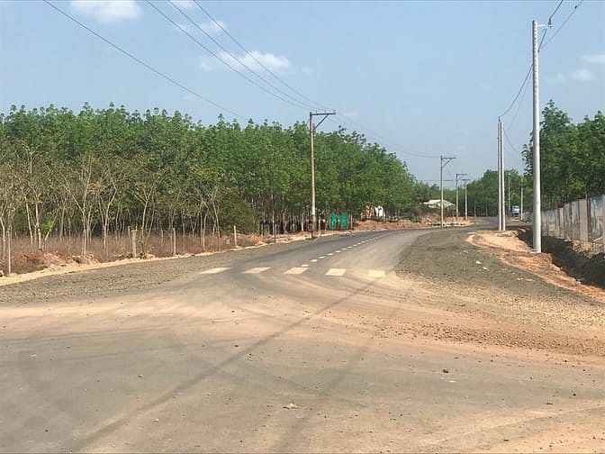Hình ảnh Cần bán 1480m2 đất Lô Góc 2 mặt tiền sát KCN Becamex Đồng Phú 650tr